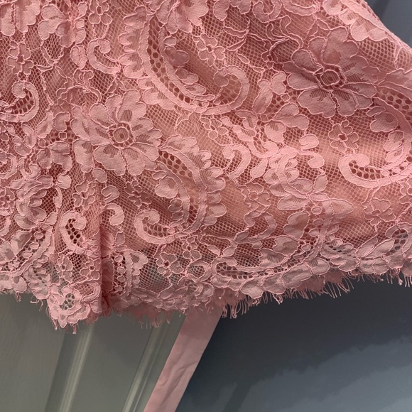 Francesca’s Pink Lace Romper - Picture 3 of 6